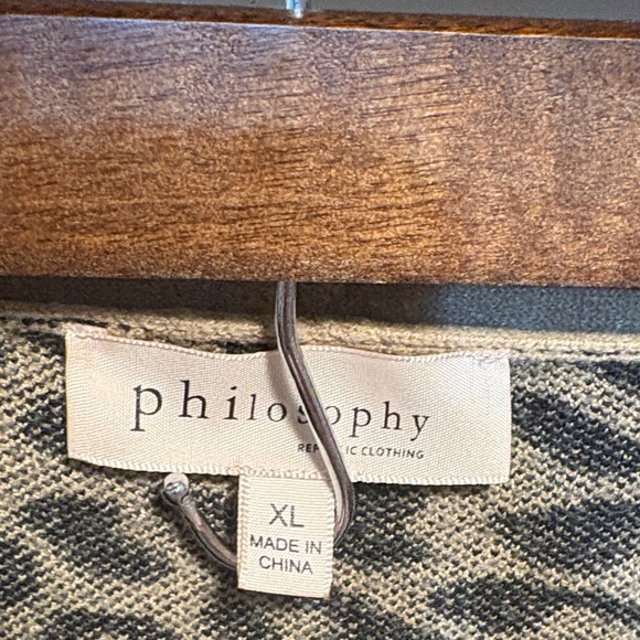 Philosophy Tan Leopard V-Neck Sweater - Picture 2 of 4